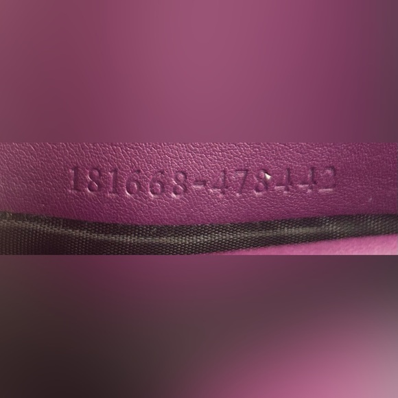 Gucci Long Wallet w/ Purple Snakeskin, Authentic - Picture 11 of 12
